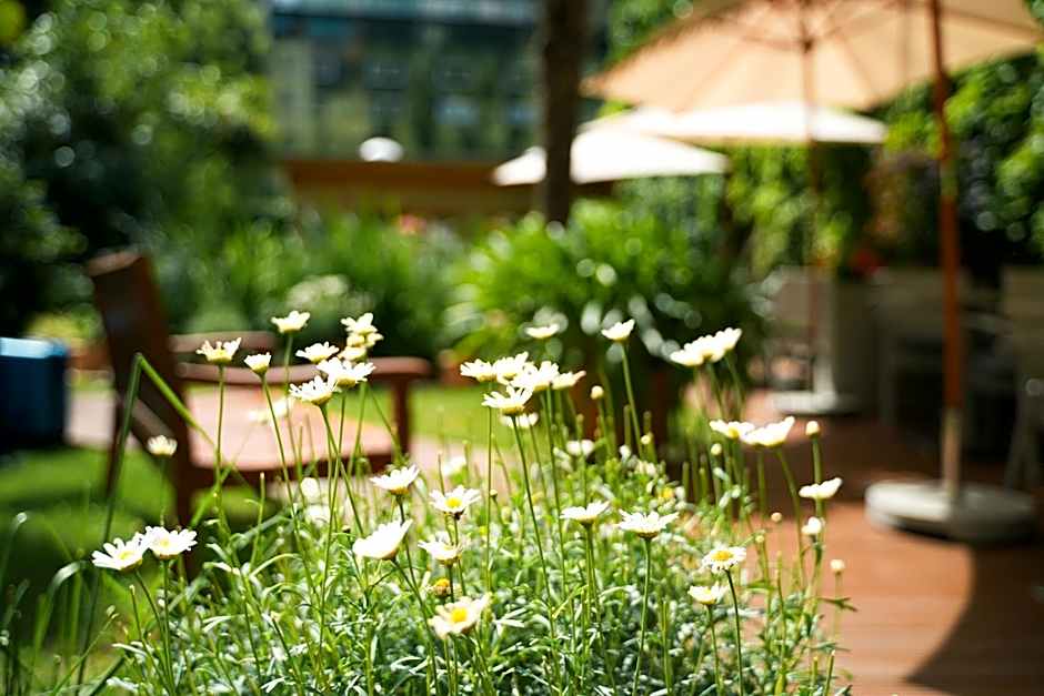 THE GATE GARDEN Hotel