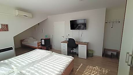 Triple Room with Bathroom