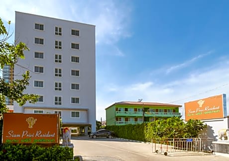 Townhouse Siam Privi Hotel