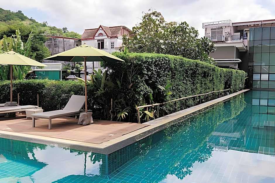 The Melody Phuket Hotel (SHA Plus)