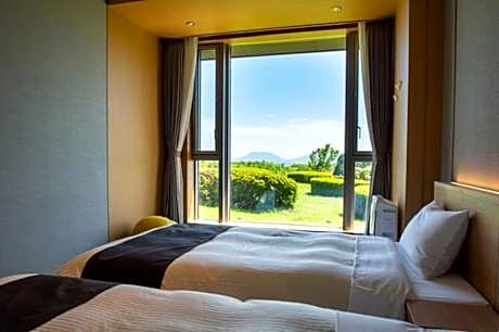 New Building First Floor Aso View Twin Room