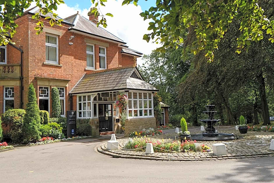 Macdonald Kilhey Court Hotel