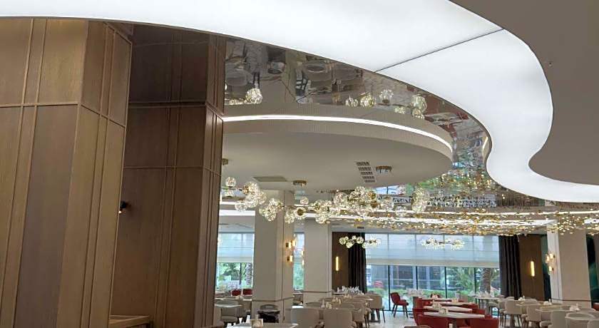 Kirman Sidera Luxury & Spa