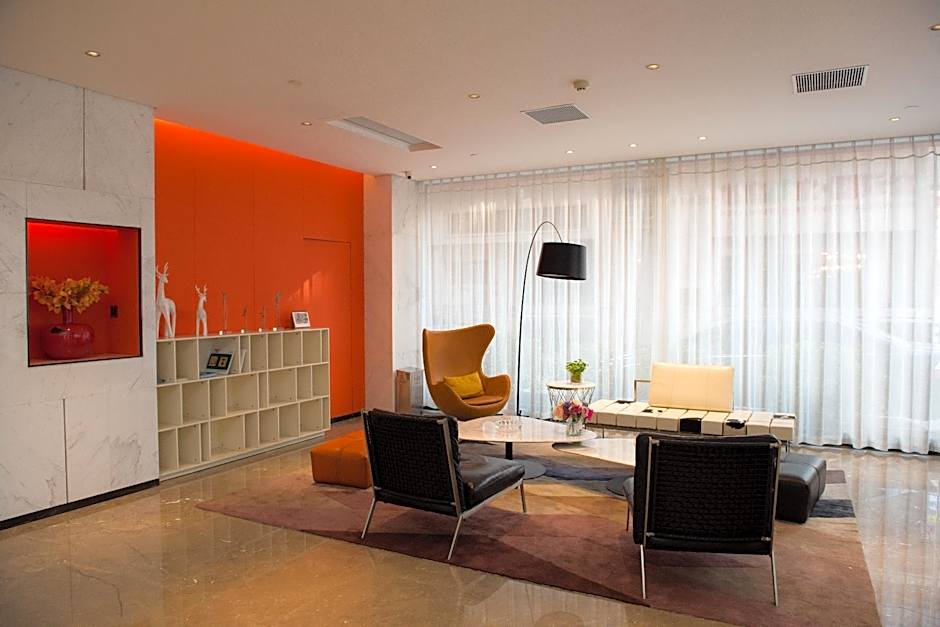 Aishang Hotel (Lecong Furniture Mall, Foshan)