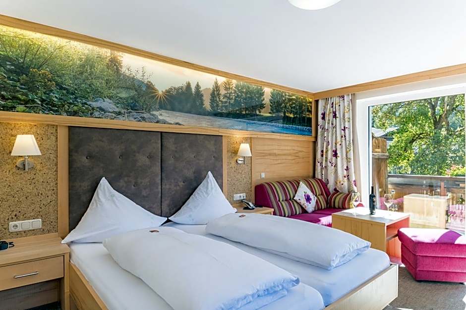 Photo 1 of 4 of Triple Room