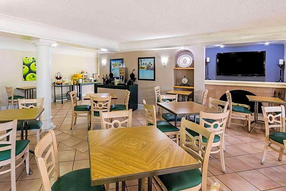 La Quinta Inn & Suites by Wyndham Lufkin