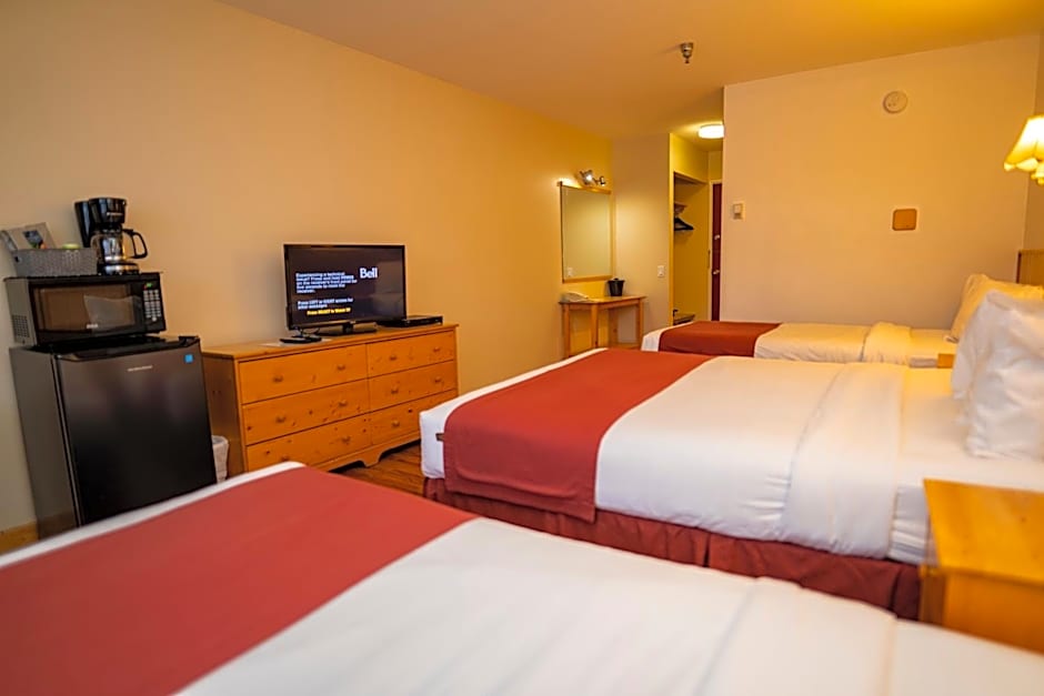 Canadas Best Value Inn- River View Hotel