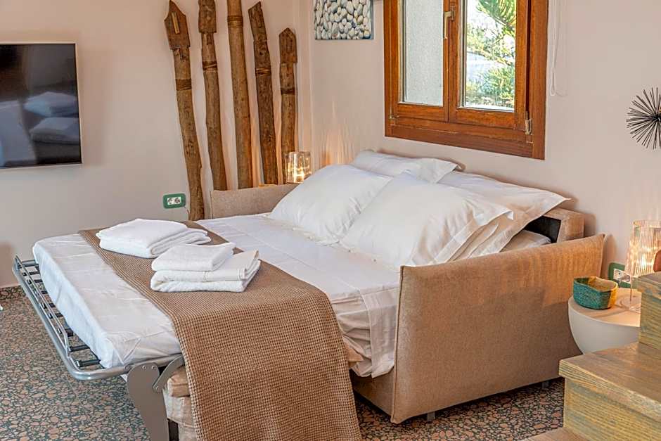 Pink Panther Maisonette Suite