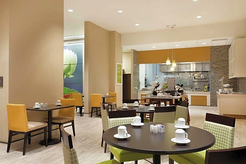 Hilton Garden Inn Rochester Downtown