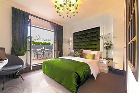 Superior Double Room with Balcony