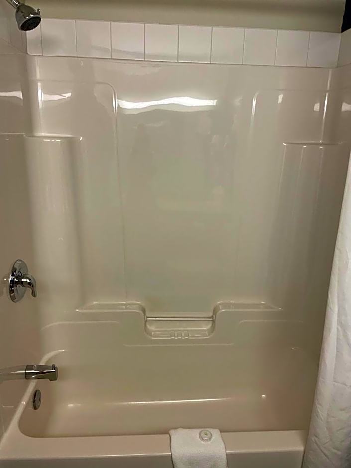 Super 8 by Wyndham Sainte Agathe Des Monts