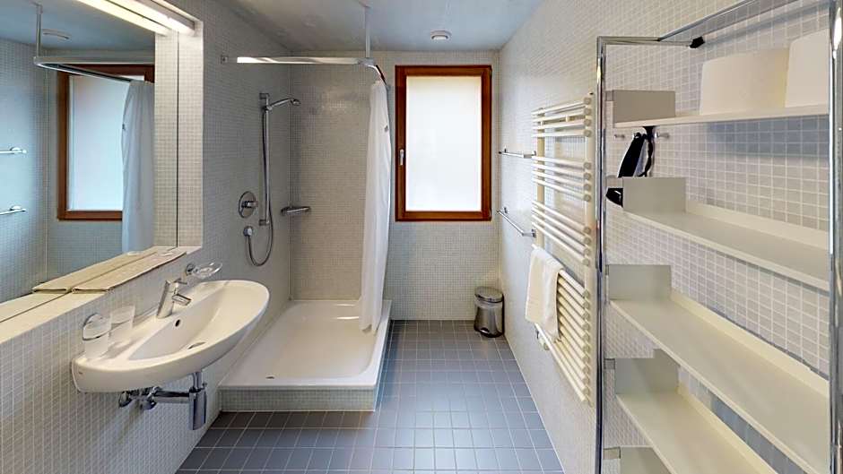 Reka-Feriendorf Disentis