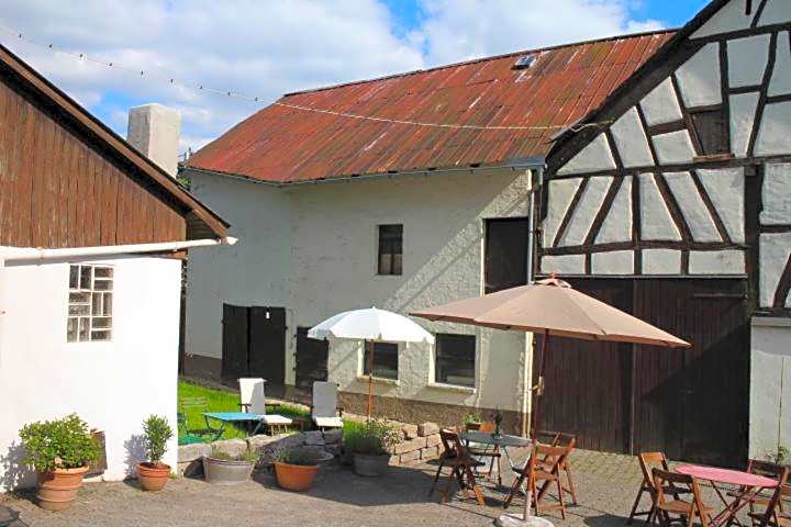 Landhof PAU