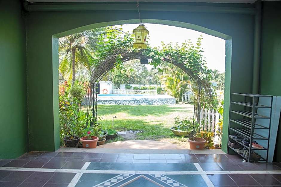 Ghanvatkar Bunglow Resort – Alibag, KY
