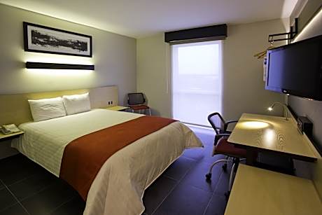 ONE QUEEN BED