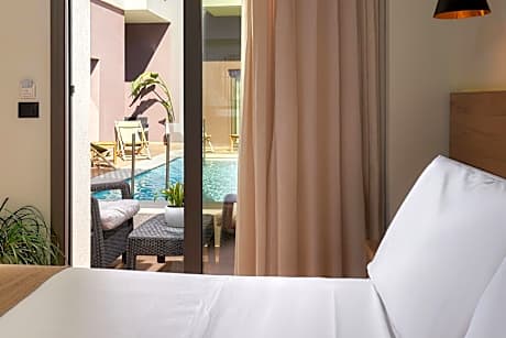 Double Room Sharing Pool