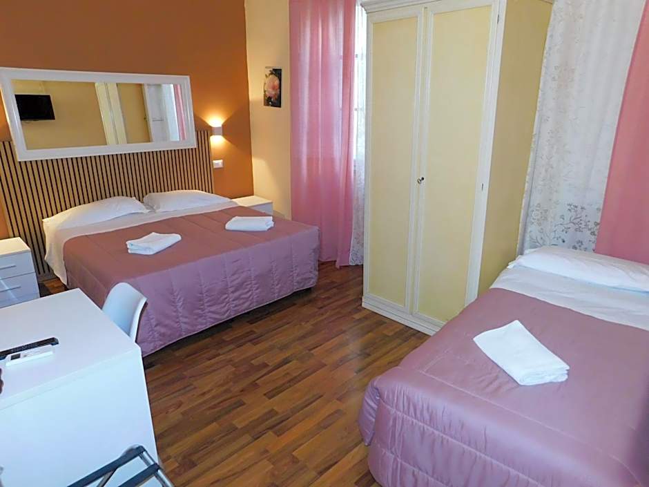PICCOLO HOTEL Nel Centro Storico di Firenze