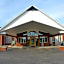 Fleetwood Inn & Suites