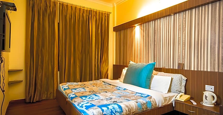 Hotel Cj International