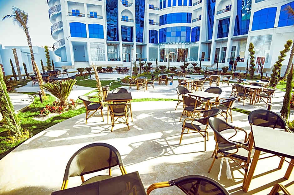 Lamar Azur Hotel
