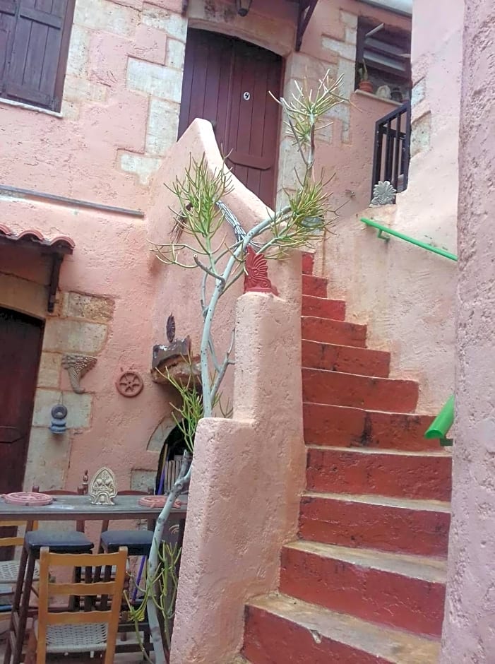 Pazinos Village Studios