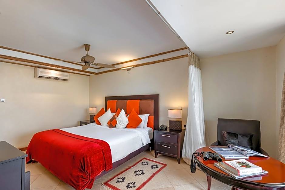 Chobe Safari Lodge-East Africa Uganda