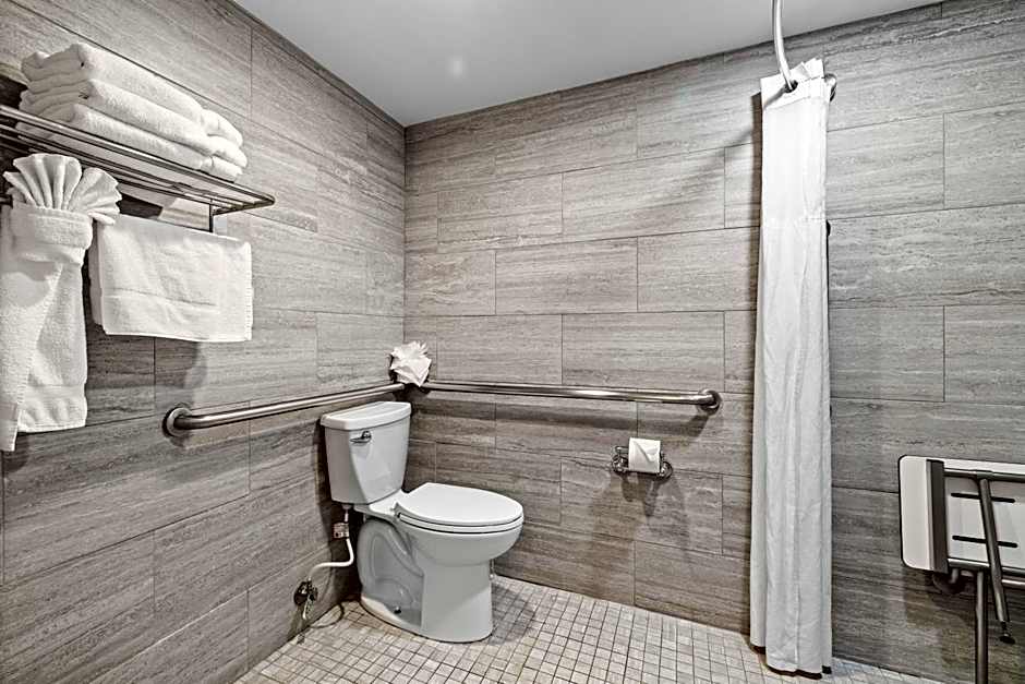 Hotel Skye San Francisco Airport SFO FREE SHUTTLE!