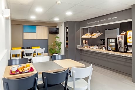 B&B HOTEL La Queue En Brie