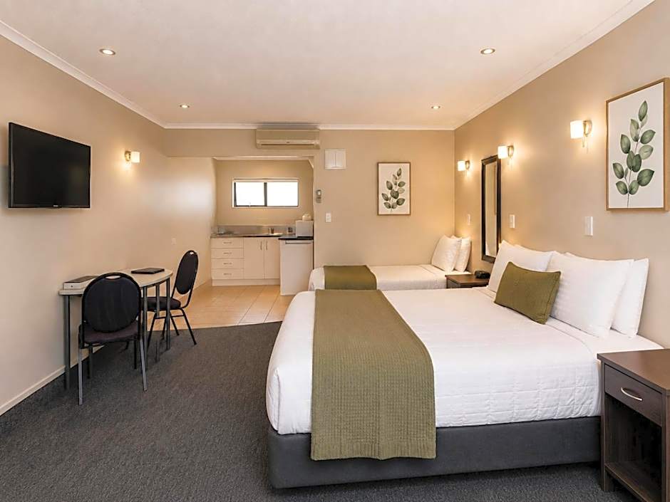 Kauri Court Motel and Apartments