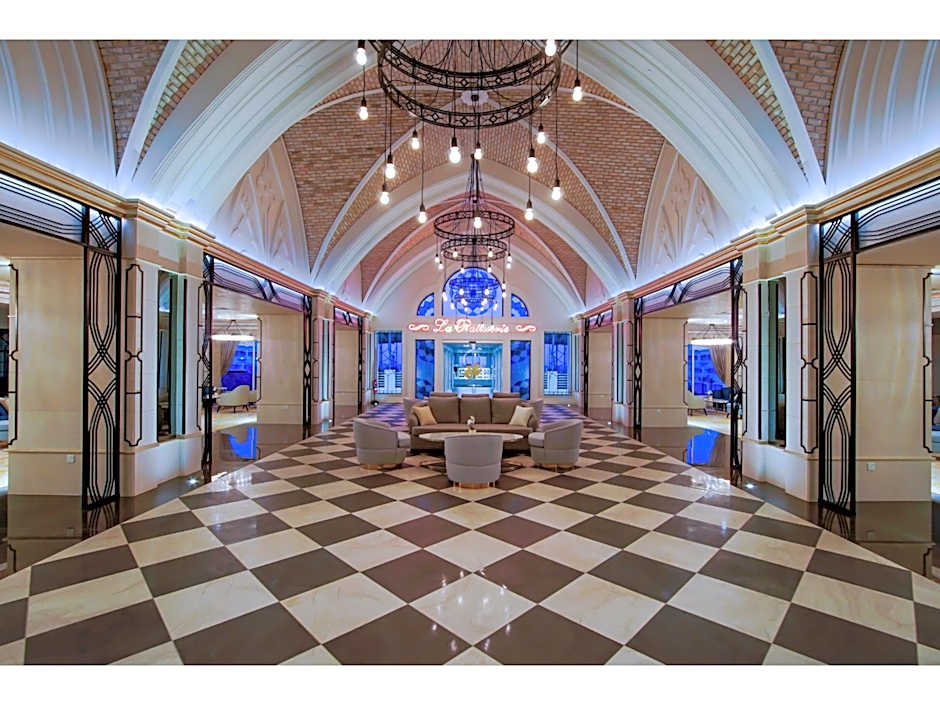 Limak Cyprus Deluxe Hotel