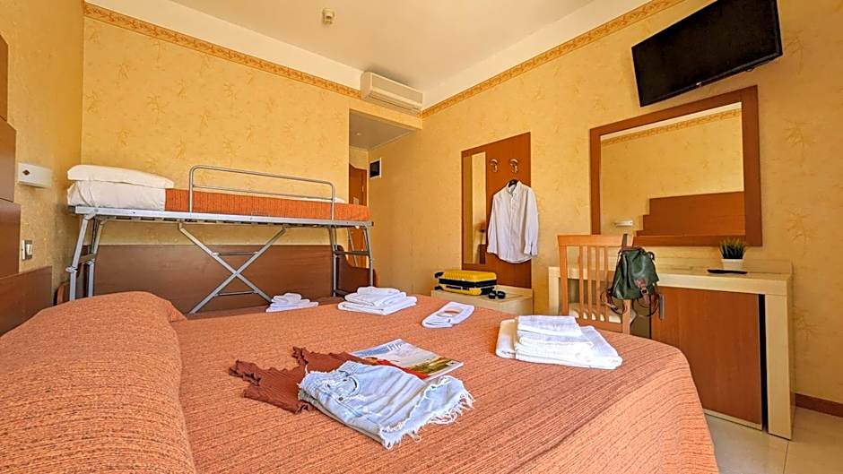 Hotel Condor