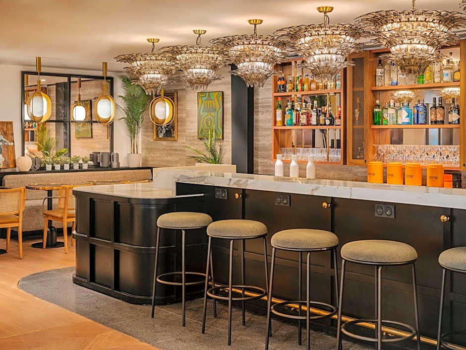 Marty Hotel Bordeaux, Tapestry Collection by Hilton