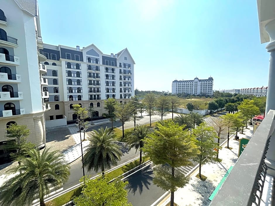 TEDDY 96 HOMESTAY & CAFE GRAND WORLD PHU QUOC