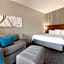 Courtyard by Marriott Charlotte Airport North