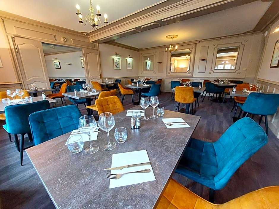 Logis Hôtels - Hôtel et Restaurant Le Lion d'Or