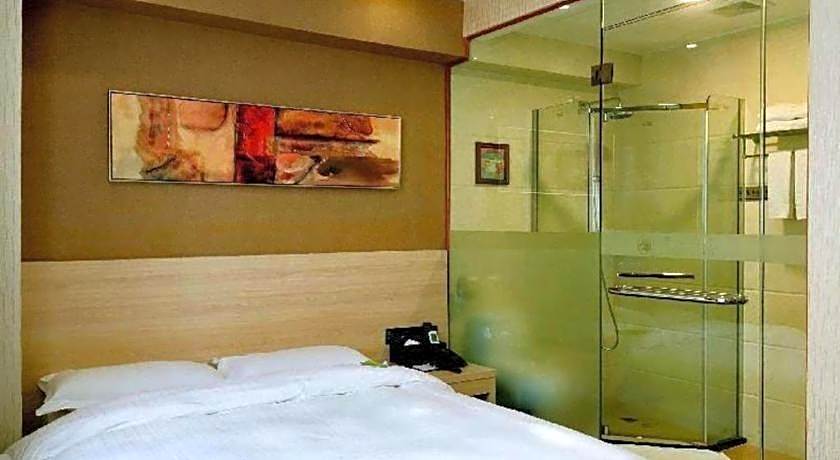 Kaiping Sanbu Junying Hotel