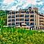 Sunny Castle Hotel - All Inclusive, Beach and Free parking