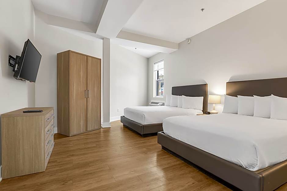 Lake Placid Inn: Main Street