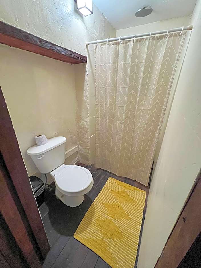 Villa Santuario Lake front Oasis