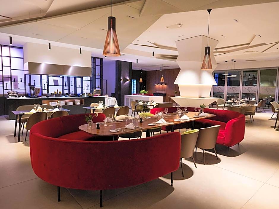 Novotel Convention And Spa