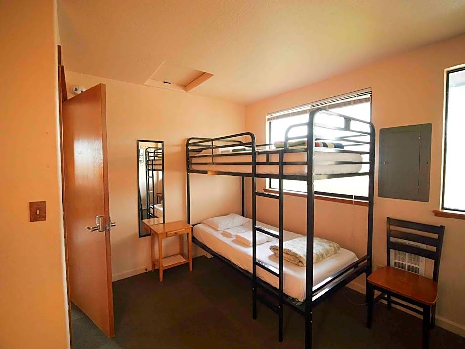 Ashland Commons Hostel