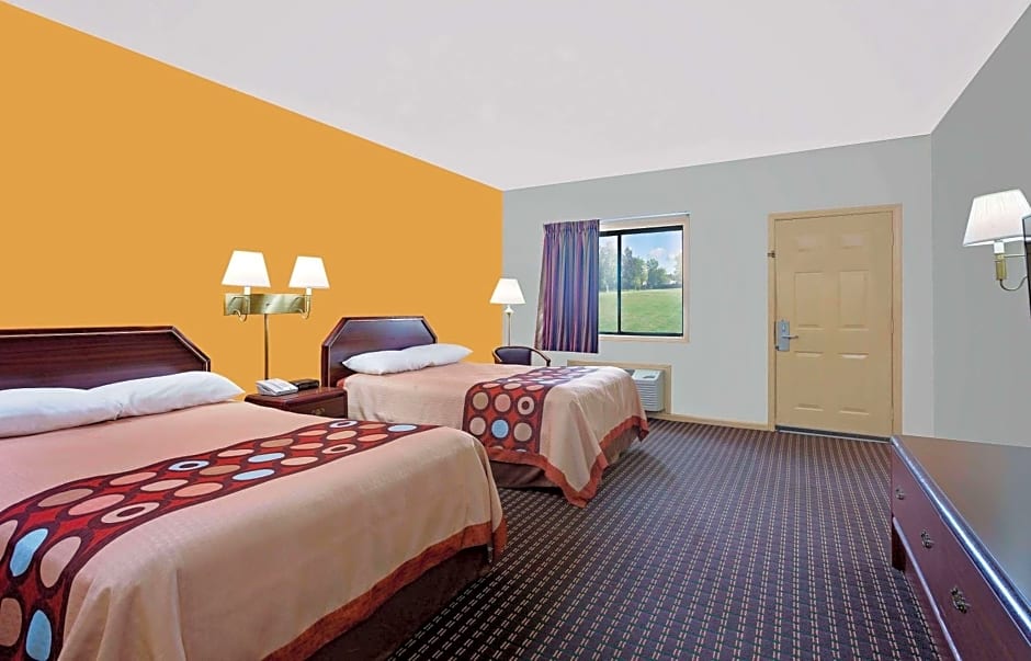 Super 8 by Wyndham Hillsville