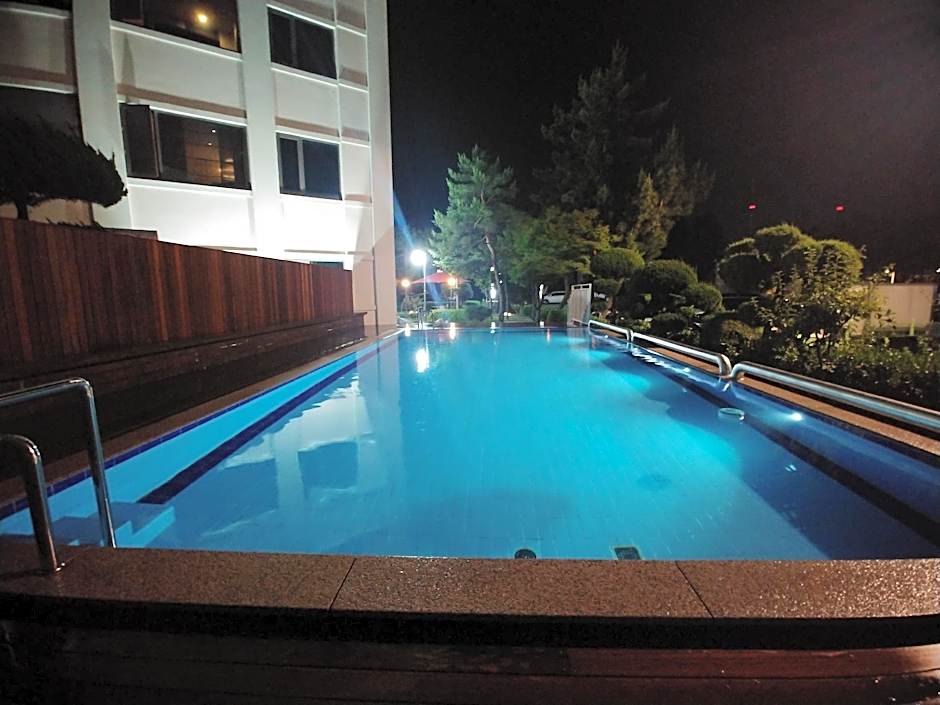 Gyeongpo Beach Hotel