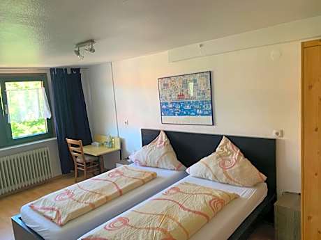 Triple Room with Private External Bathroom