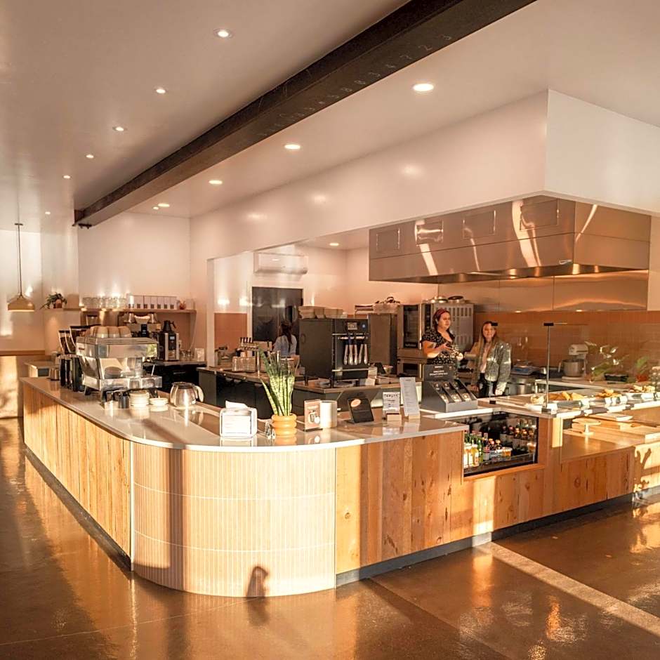 Summit Lofts Boutique Hotel