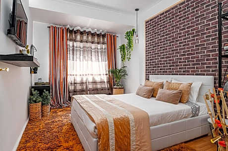 Double Room with Shared Toilet