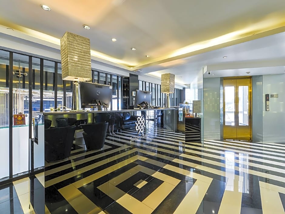 Sukhumvit Suites Hotel