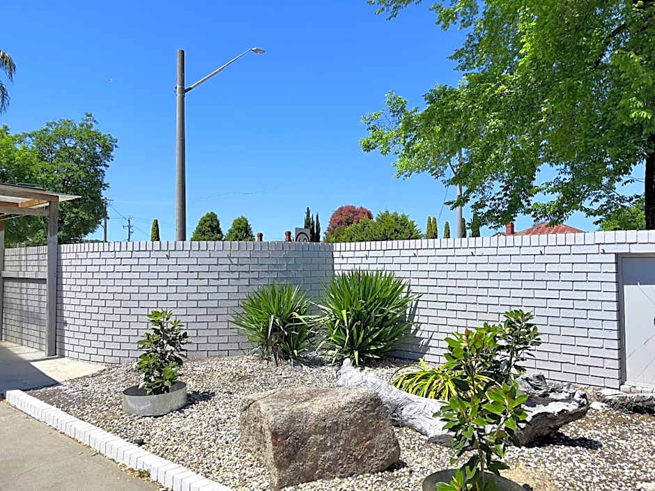 Albury Garden Court Motel