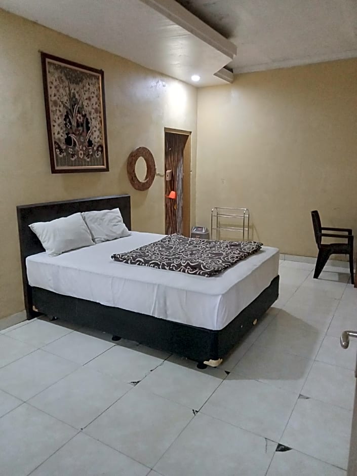 Red Chilies Hill Hotel