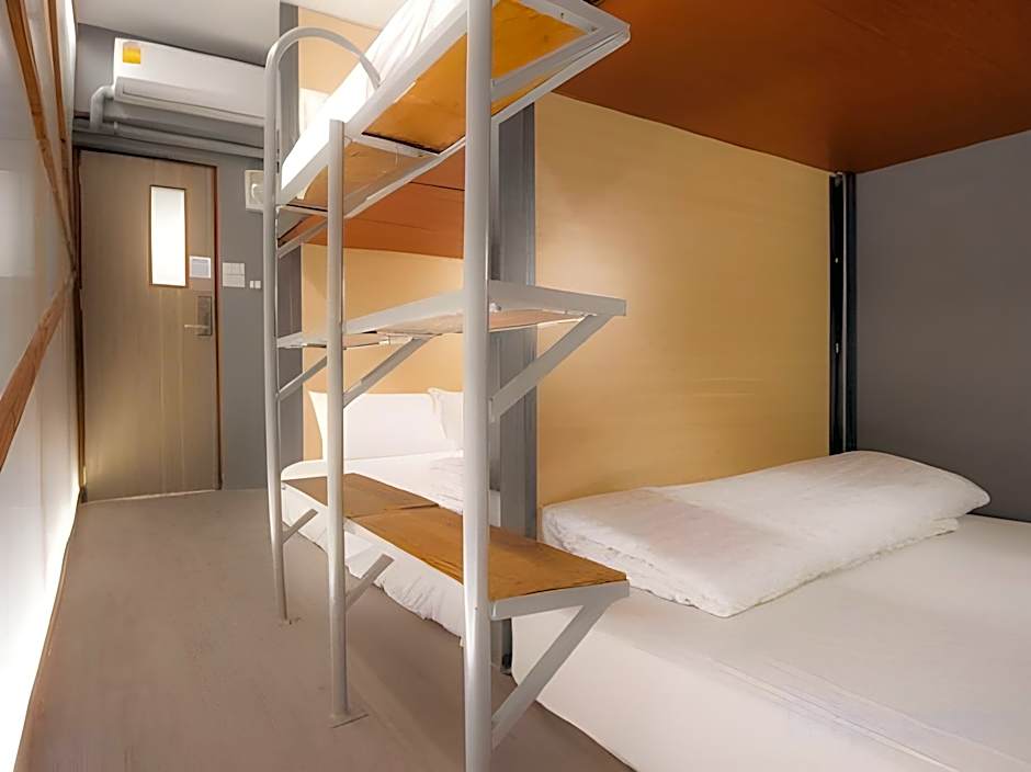 Glur Central Pratunam